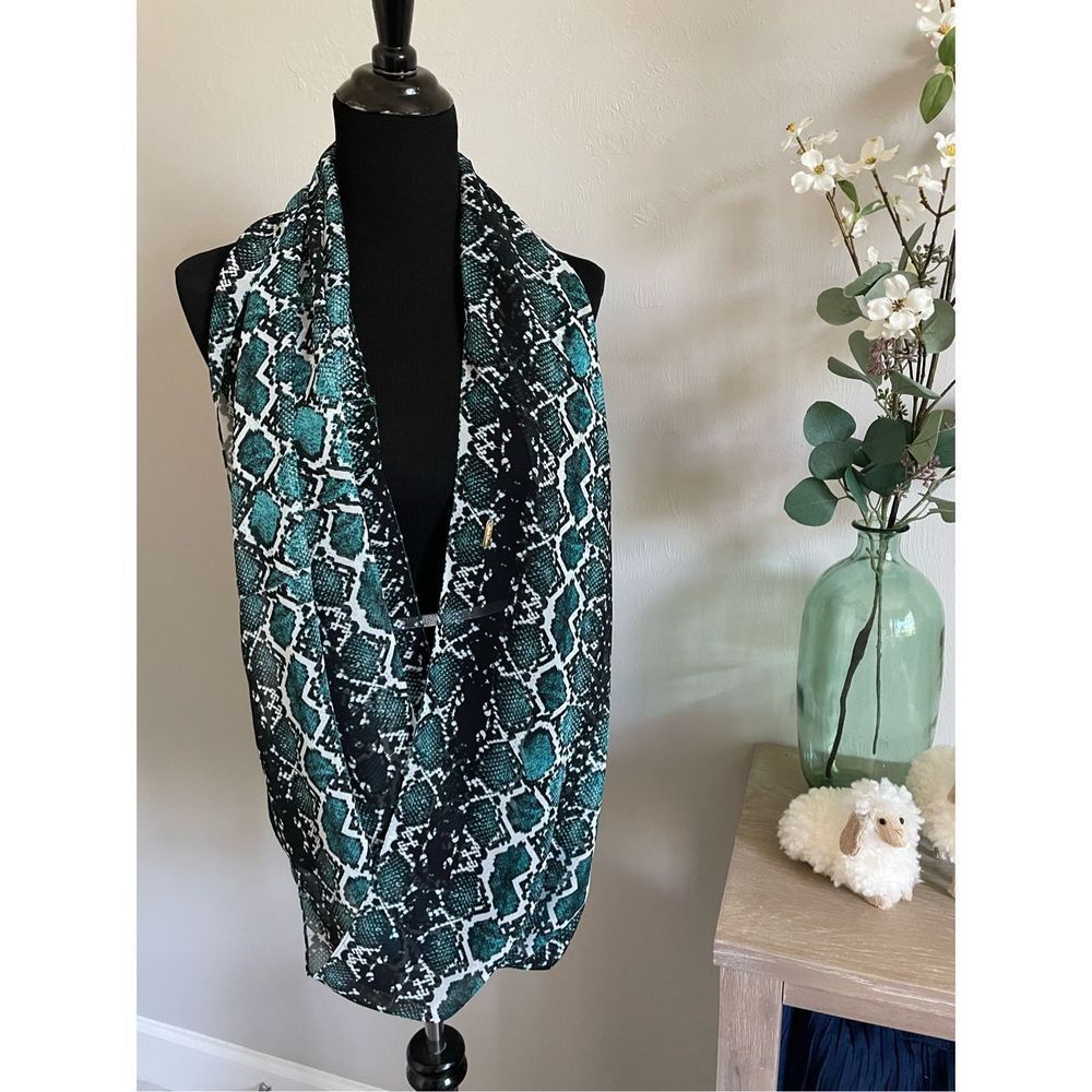 Calvin Klein Infinity Scarf